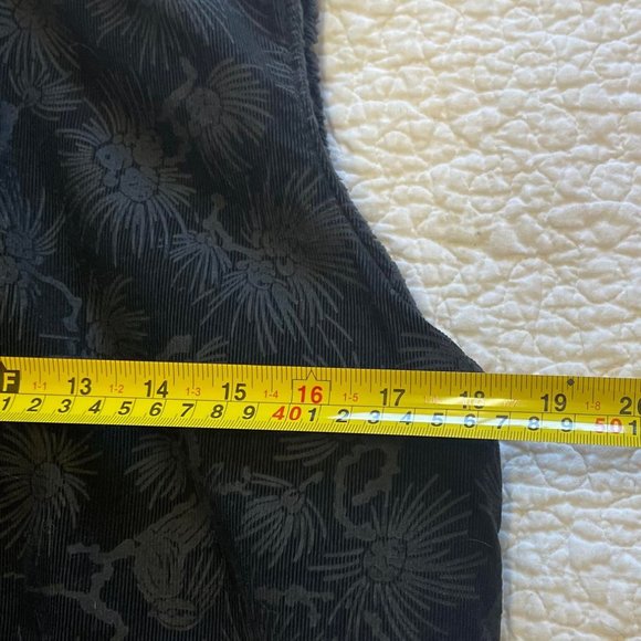 Women's Columbia Black Fleece Vest - Pine Cone Design- Sz S - Picture 8 of 9